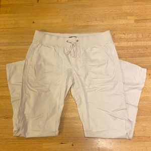 GAP Stretch Ripstop Pull-On Pants
